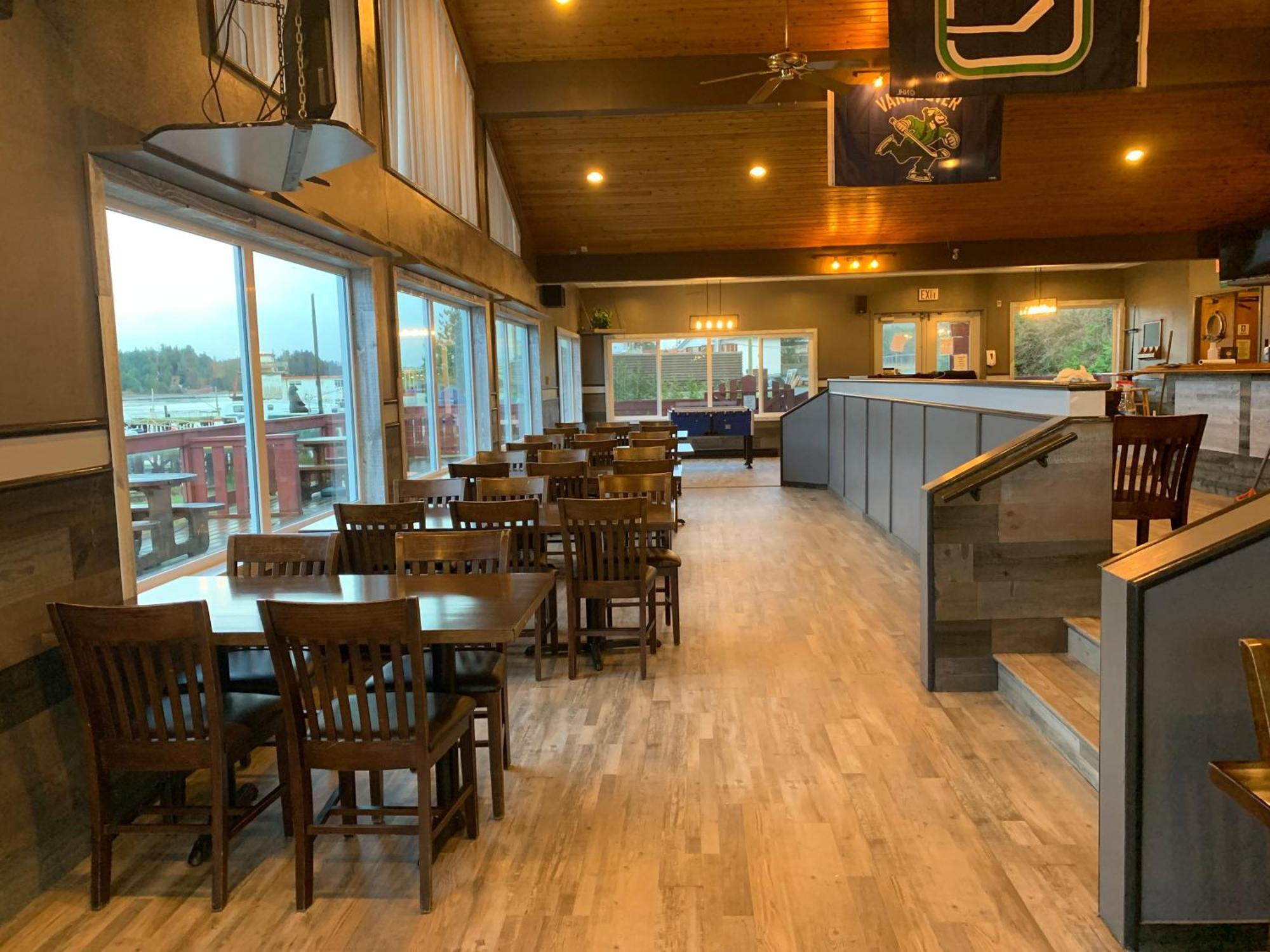 Island West Resort-Motel Ucluelet Esterno foto