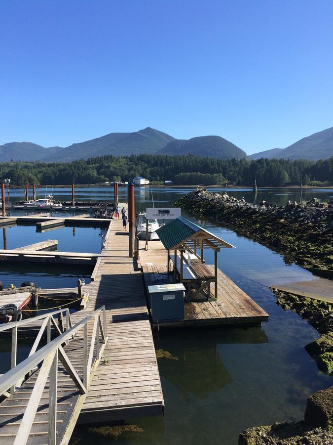 Island West Resort-Motel Ucluelet Esterno foto