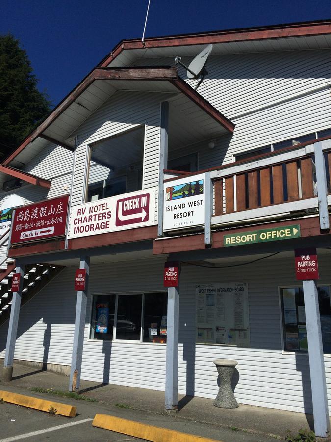 Island West Resort-Motel Ucluelet Esterno foto